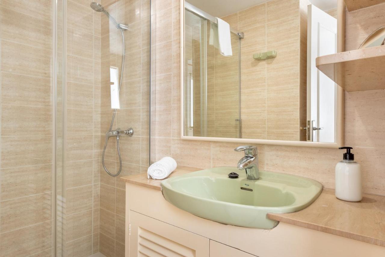 Pins I Mar Apartment Puerto Colom Ngoại thất bức ảnh